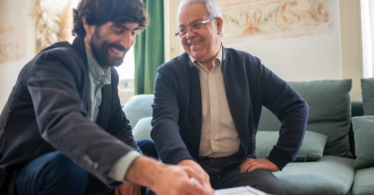 The Role of Insurance Brokers in Educating Clients